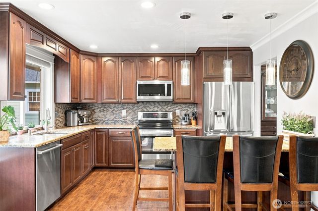 211 S 78th Street, Tacoma, WA 98408