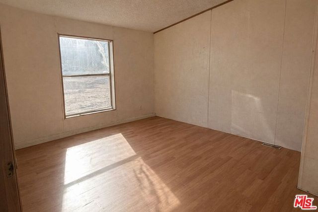 6288 Maricopa Road, Phelan, CA 92371