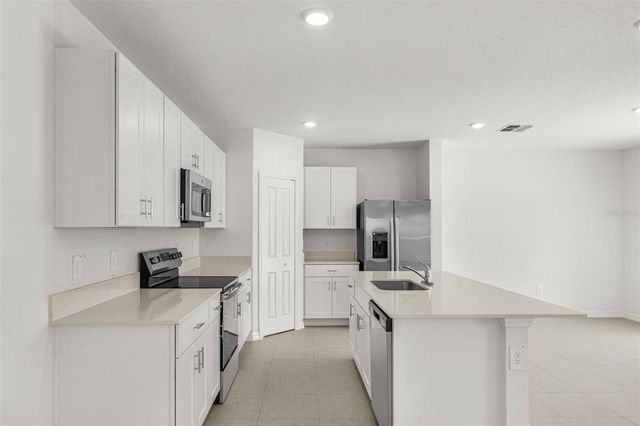 5767 PURPLE FINCH AVENUE, Wimauma, FL 33598