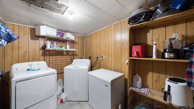 106 WINTER LANE, Mabank, TX 75156
