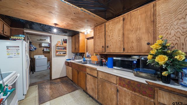 106 WINTER LANE, Mabank, TX 75156