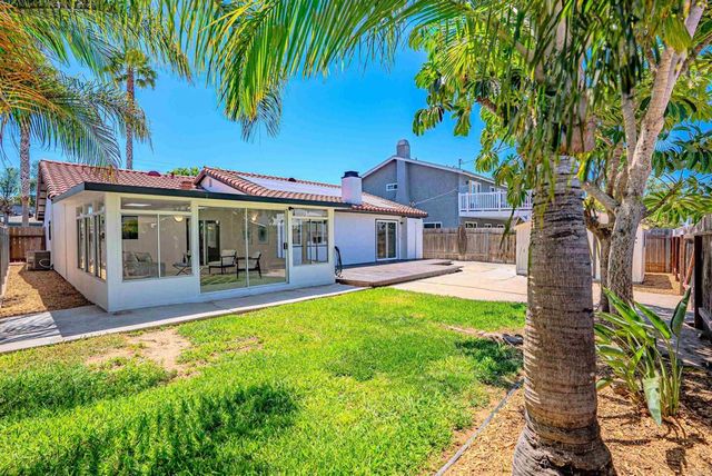 1250 Connecticut St, Imperial Beach, CA 91932