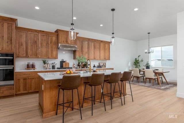 8569 S Silver Smog Way, Meridian, ID 83642
