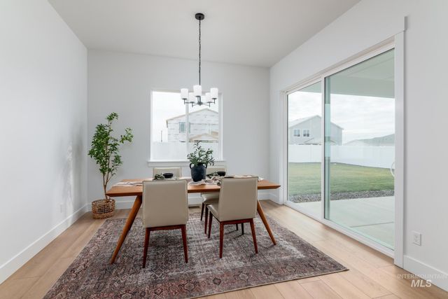 8569 S Silver Smog Way, Meridian, ID 83642