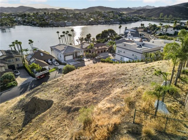 22343 San Joaquin, Canyon Lake, CA 92587