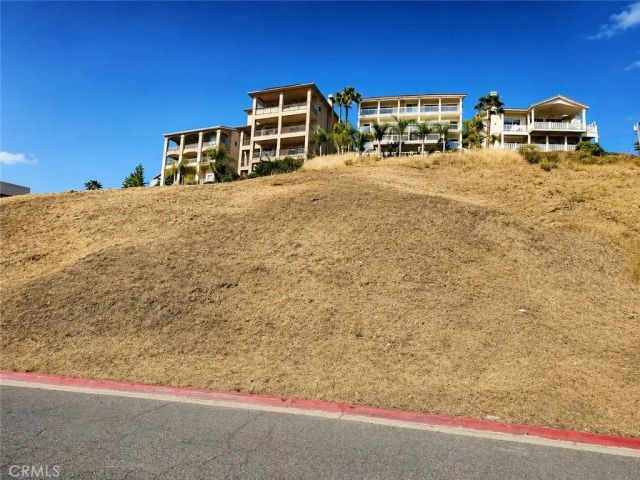22343 San Joaquin, Canyon Lake, CA 92587