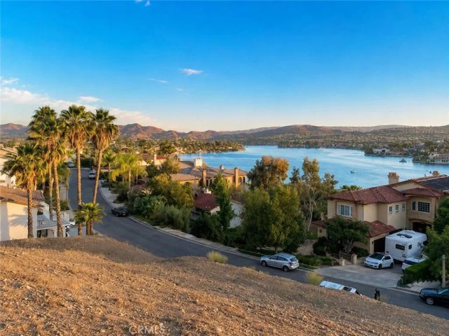 22343 San Joaquin, Canyon Lake, CA 92587