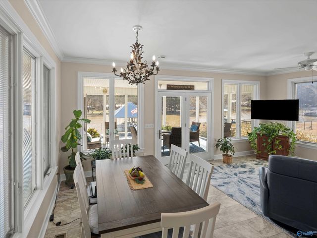 200 Canoe Creek Road, Rainbow City, AL 35906