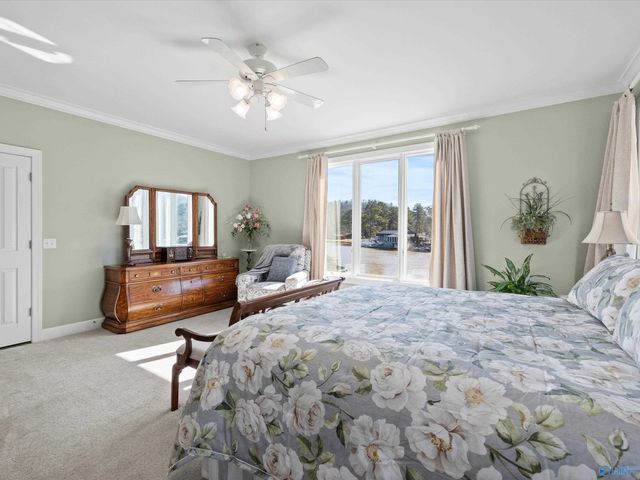 200 Canoe Creek Road, Rainbow City, AL 35906