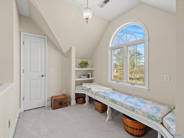 200 Canoe Creek Road, Rainbow City, AL 35906