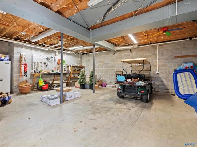 200 Canoe Creek Road, Rainbow City, AL 35906