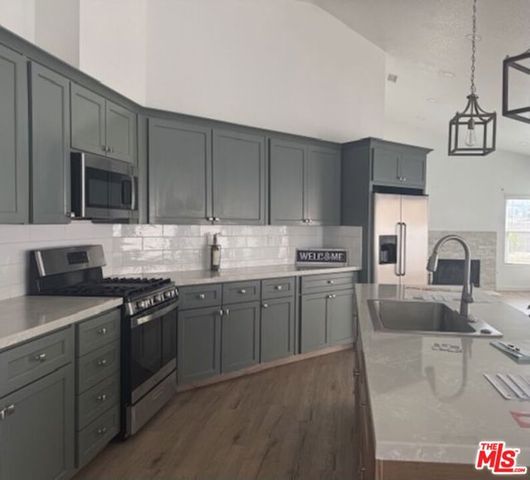 4026 Kona Court, Palmdale, CA 93552