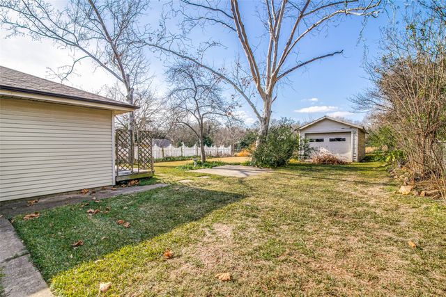214 S Clark Street, Rockwall, TX 75087