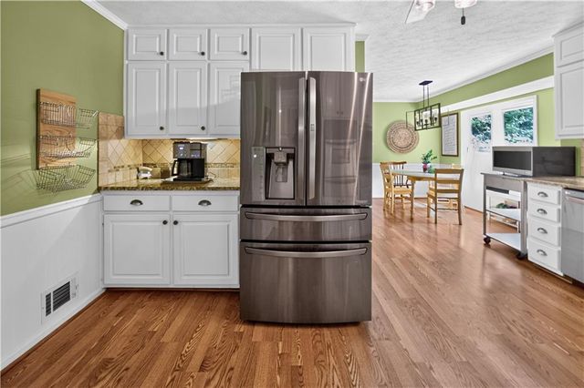 2197 Valley Creek Circle, Snellville, GA 30078