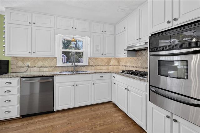 2197 Valley Creek Circle, Snellville, GA 30078