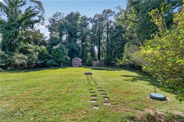 2197 Valley Creek Circle, Snellville, GA 30078