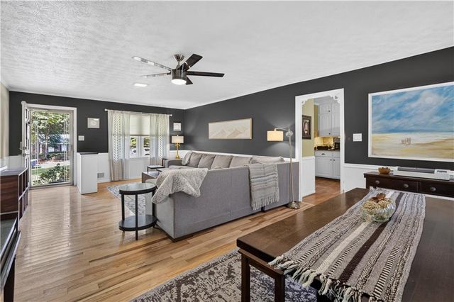 2197 Valley Creek Circle, Snellville, GA 30078