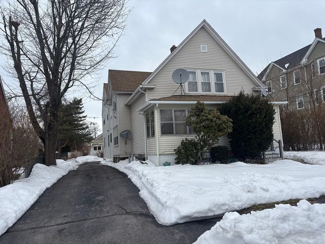 19 Summerhill Ave D, Worcester, MA 01606