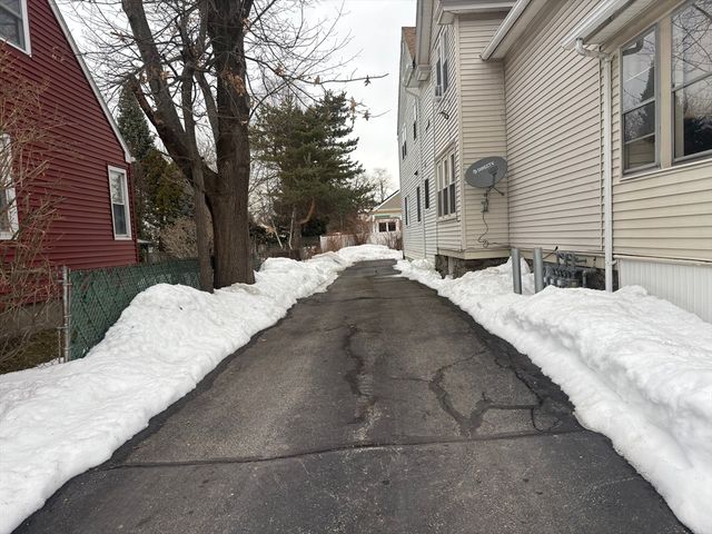 19 Summerhill Ave D, Worcester, MA 01606