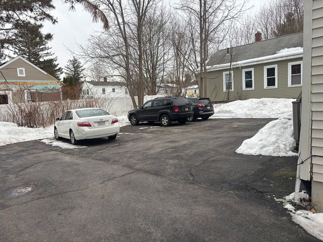 19 Summerhill Ave D, Worcester, MA 01606