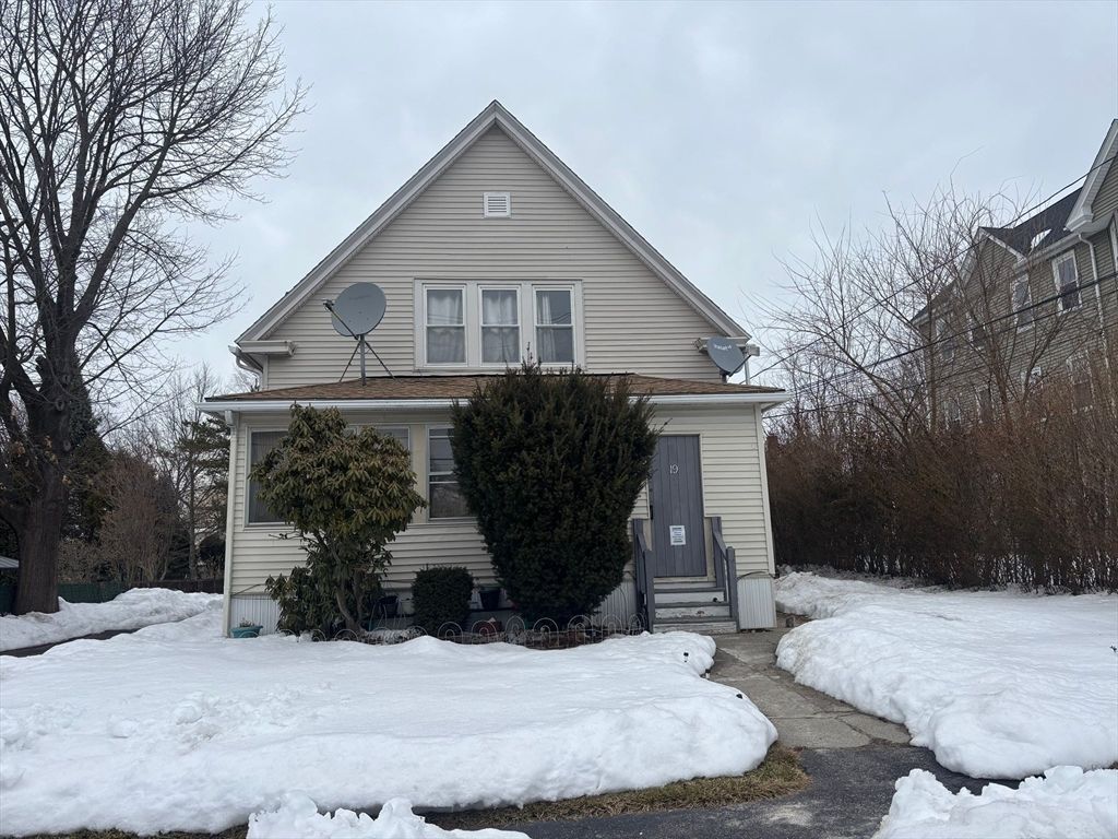 19 Summerhill Ave D, Worcester, MA 01606