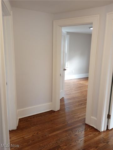 445 Beechwood Drive, Akron, OH 44320