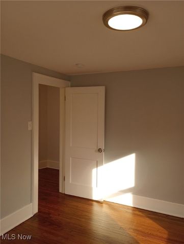 445 Beechwood Drive, Akron, OH 44320