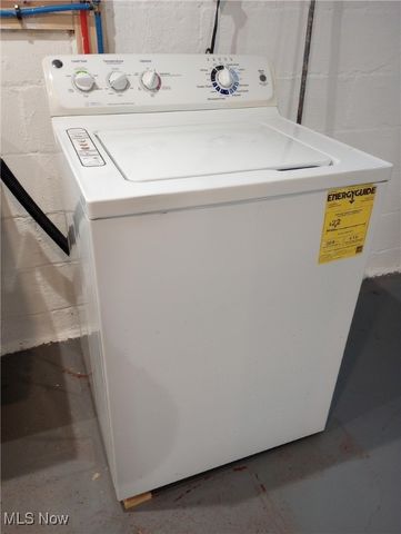 445 Beechwood Drive, Akron, OH 44320