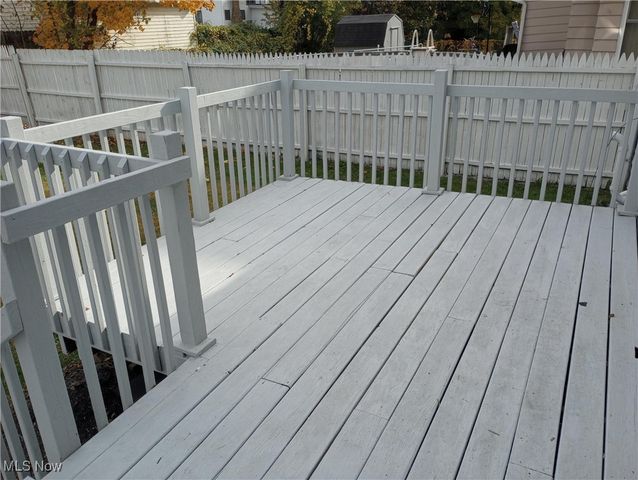 445 Beechwood Drive, Akron, OH 44320