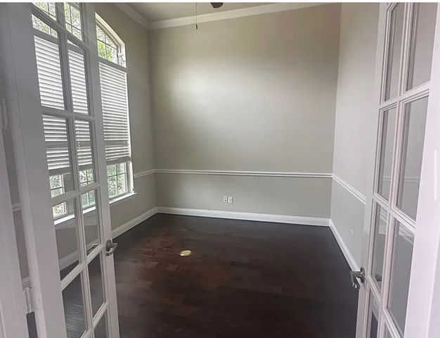 903 Red Deer Drive, Euless, TX 76039