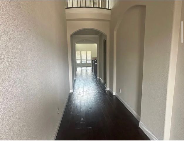 903 Red Deer Drive, Euless, TX 76039