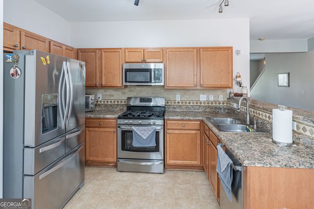 1216 Park Pass Way, Suwanee, GA 30024