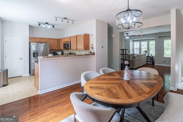 1216 Park Pass Way, Suwanee, GA 30024
