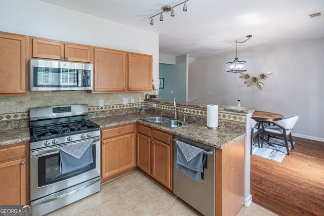 1216 Park Pass Way, Suwanee, GA 30024