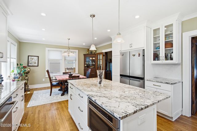 10 Norwood Court, West Long Branch, NJ 07764