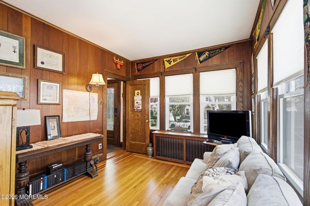 10 Norwood Court, West Long Branch, NJ 07764