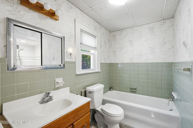 10 Norwood Court, West Long Branch, NJ 07764