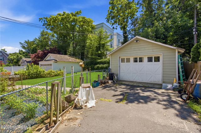 10 Norwood Court, West Long Branch, NJ 07764