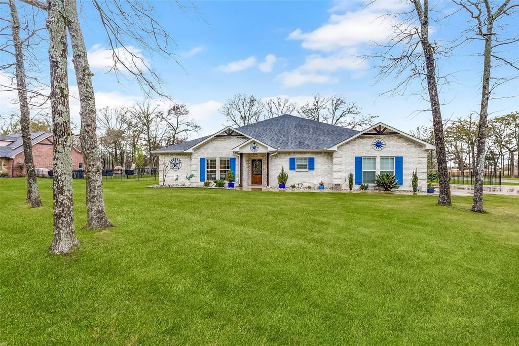 520 PR 5987, Yantis, TX 75497