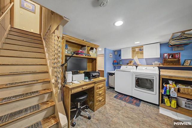 29 Minnehaha Boulevard, Oakland, NJ 07436