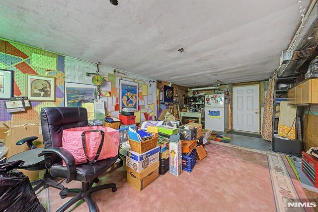 29 Minnehaha Boulevard, Oakland, NJ 07436