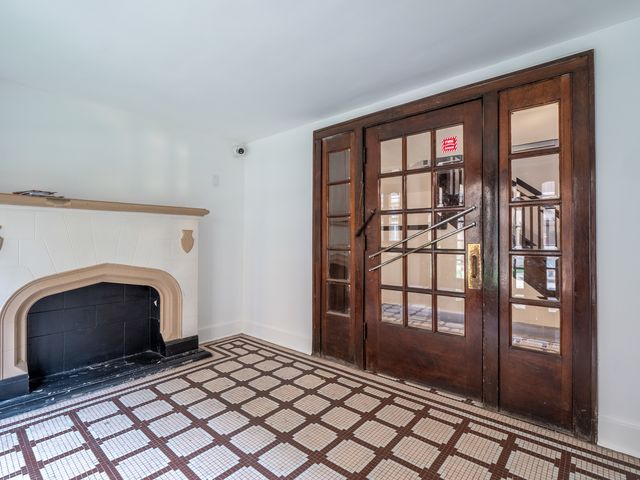 7371 N DAMEN Avenue D3, Chicago, IL 60645