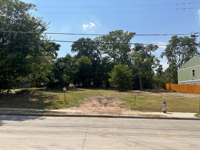 407 N Moore Street, Dallas, TX 75203