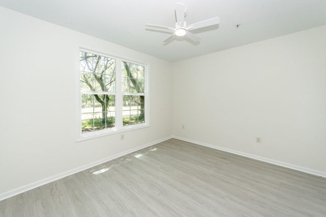 60 Fenwick Hall Allee 227, Johns Island, SC 29455