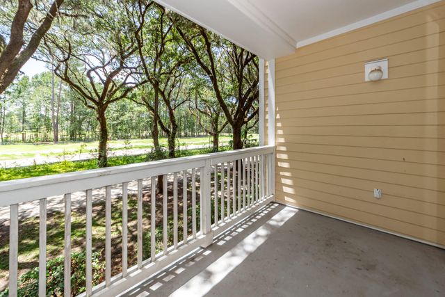 60 Fenwick Hall Allee 227, Johns Island, SC 29455