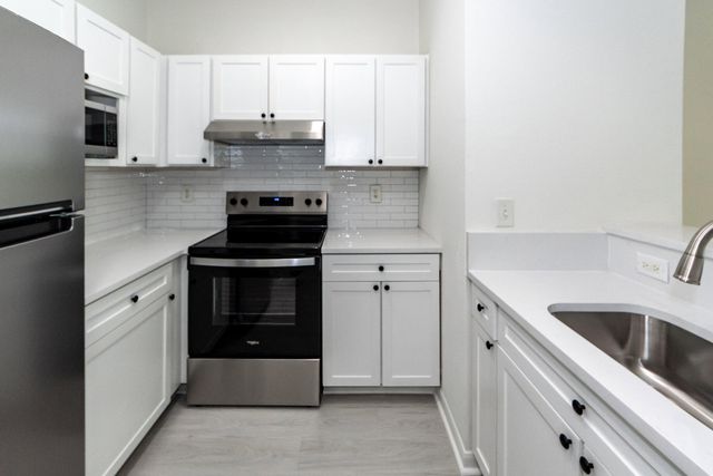 60 Fenwick Hall Allee 227, Johns Island, SC 29455