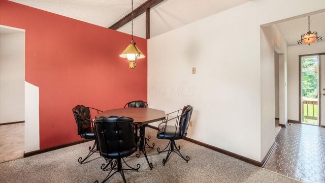 283 Dogwood Drive SE, Thornville, OH 43076