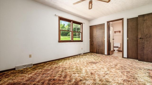 283 Dogwood Drive SE, Thornville, OH 43076