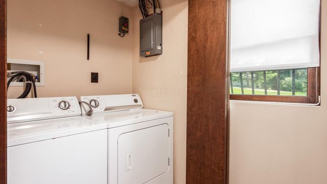 283 Dogwood Drive SE, Thornville, OH 43076