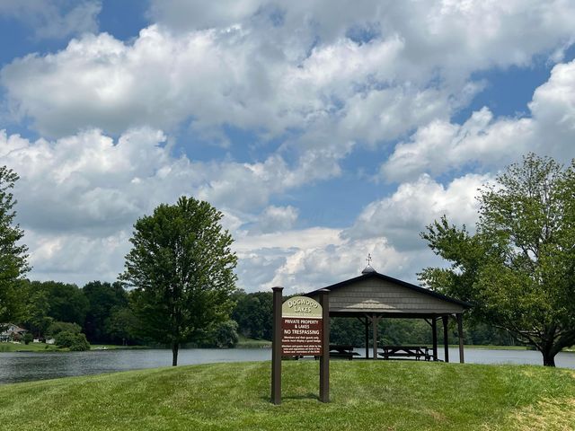 283 Dogwood Drive SE, Thornville, OH 43076